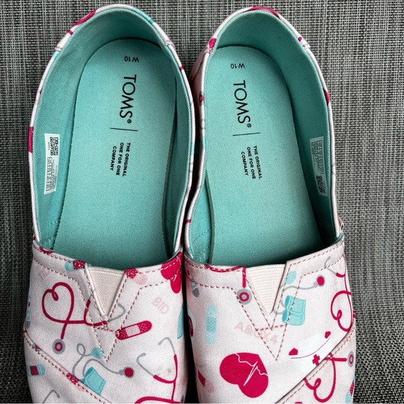 Toms Alpargata Nurse Appreciation Shoes Size W10 - Picture 4 of 9
